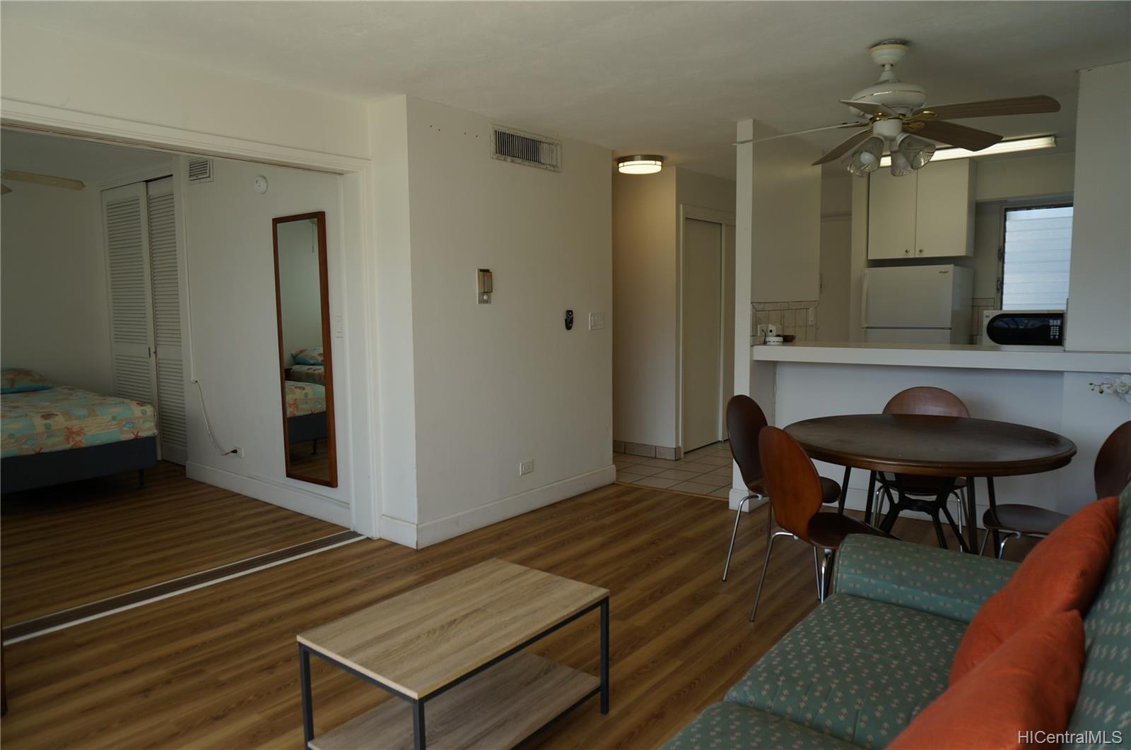 1909 Ala Wai Boulevard  Unit 804