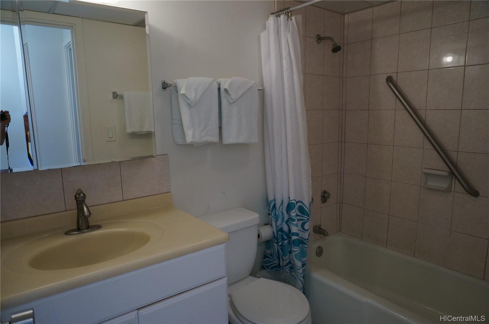 1909 Ala Wai Boulevard  Unit 804