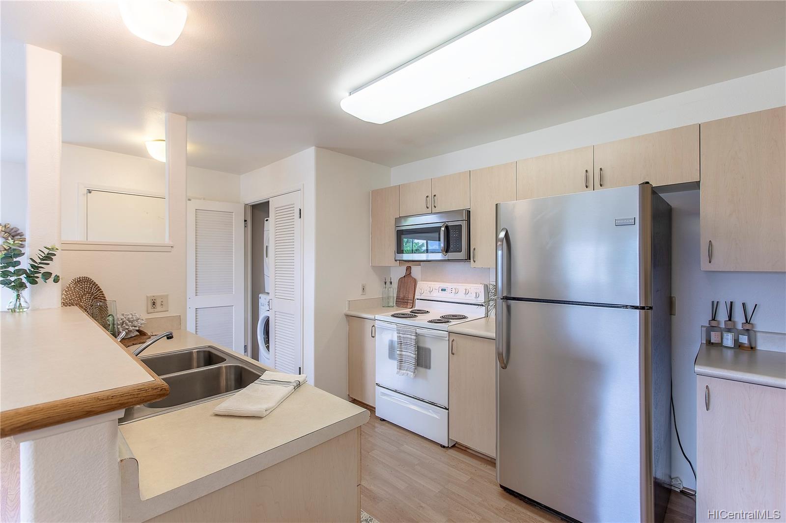 95-1037 Kaapeha Street  Unit 258