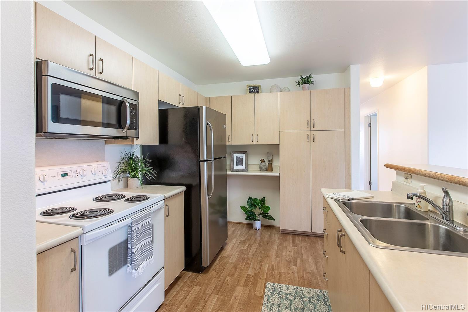 95-1037 Kaapeha Street  Unit 258