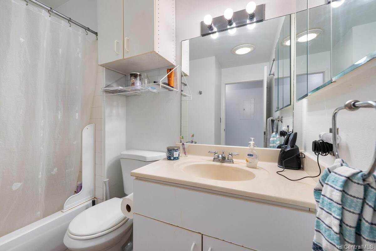 95-510 Wikao Street  Unit D303