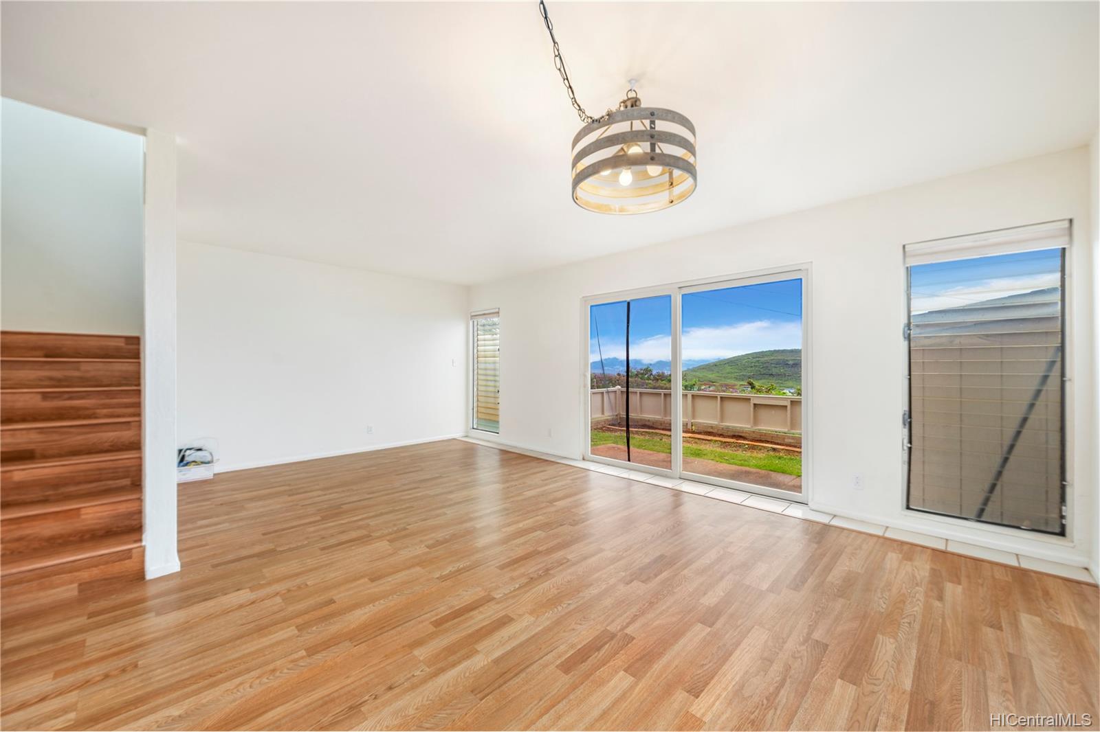 92-1043 Makakilo Drive  Unit 88