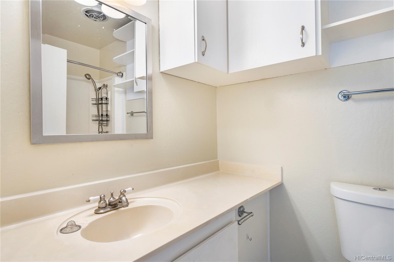 92-1043 Makakilo Drive  Unit 88