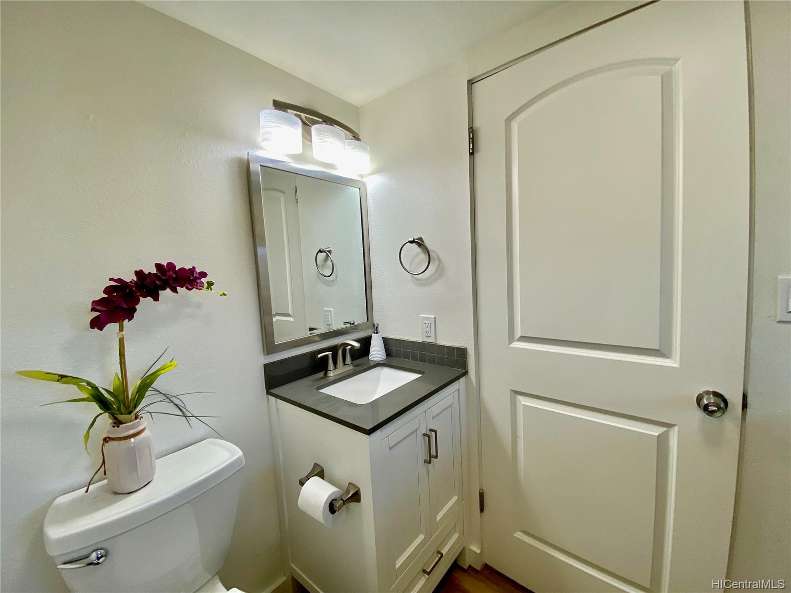 316 3 Molo Street  Unit 1803