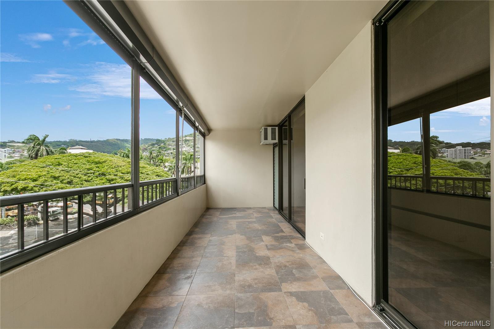 Punahou Chalet 1521 Alexander Street Unit 501 Honolulu HI 96822 sold on