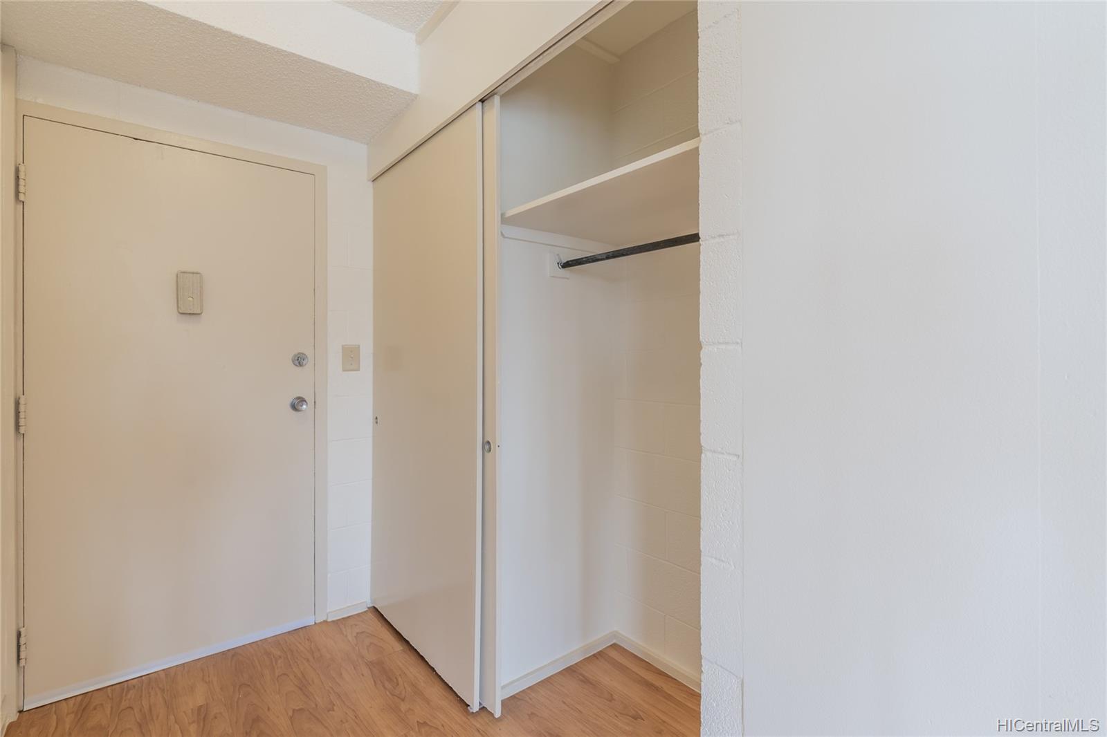 509 University Avenue  Unit 908
