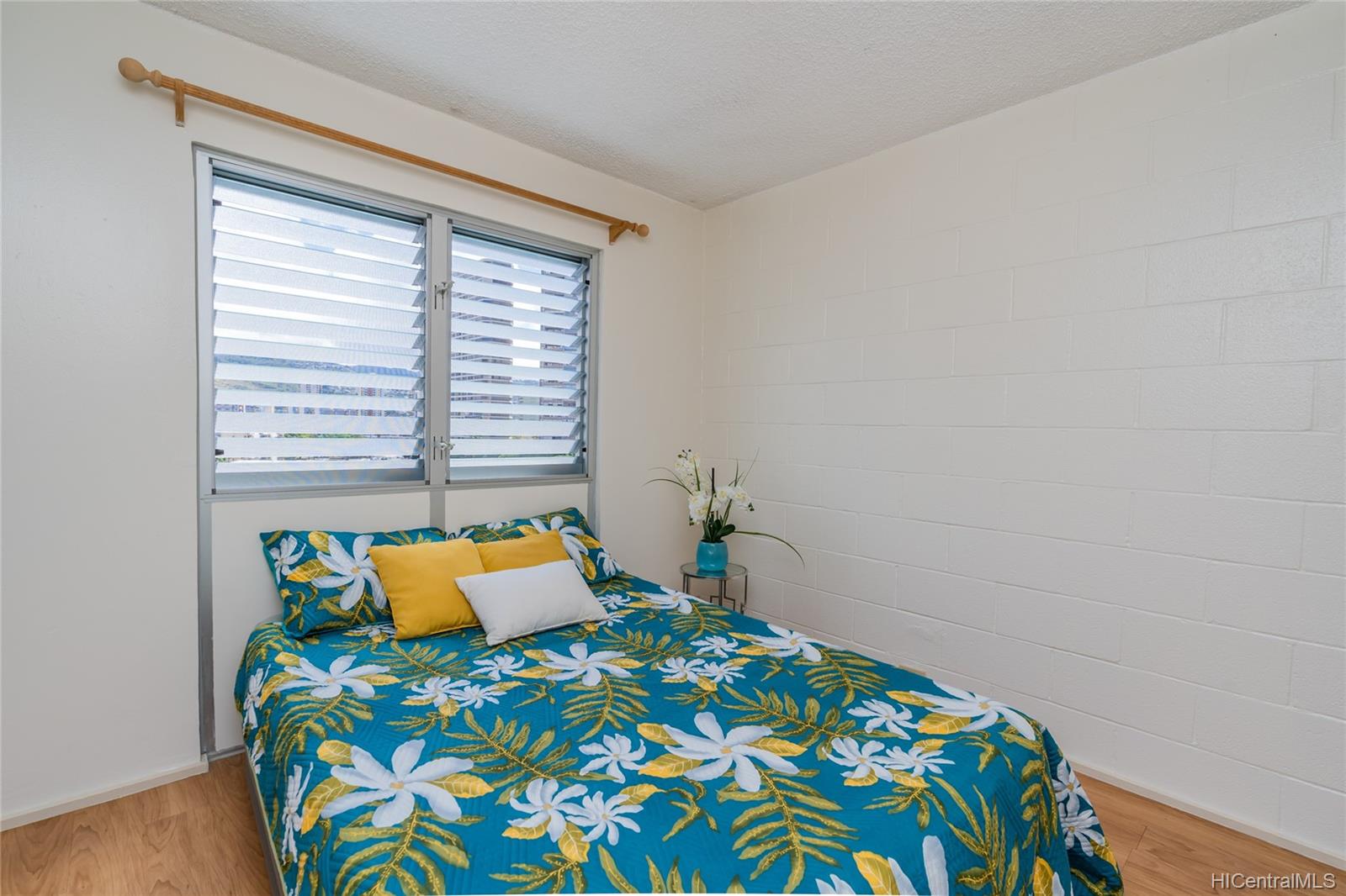 509 University Avenue  Unit 908