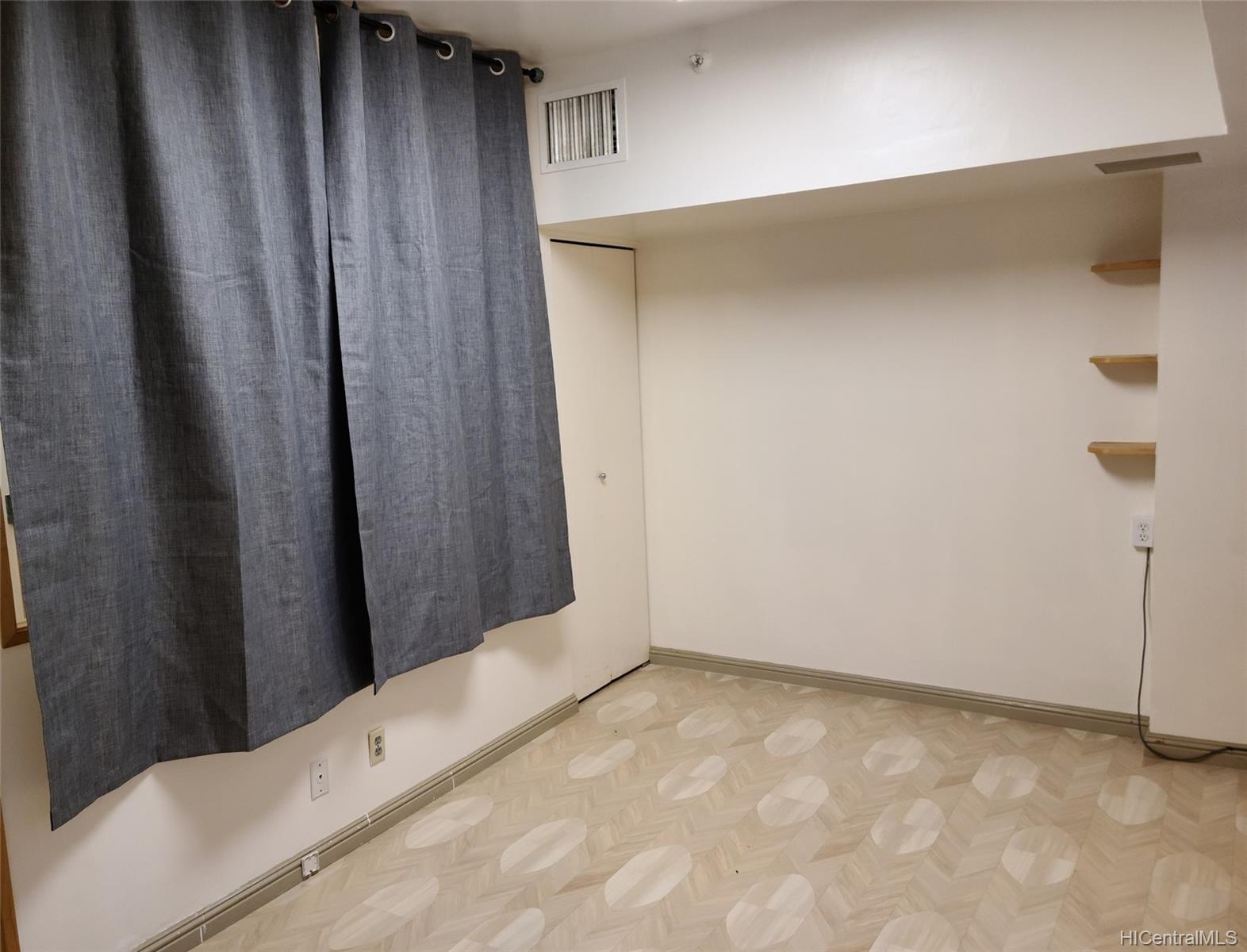 1188 Bishop Street  Unit 3212