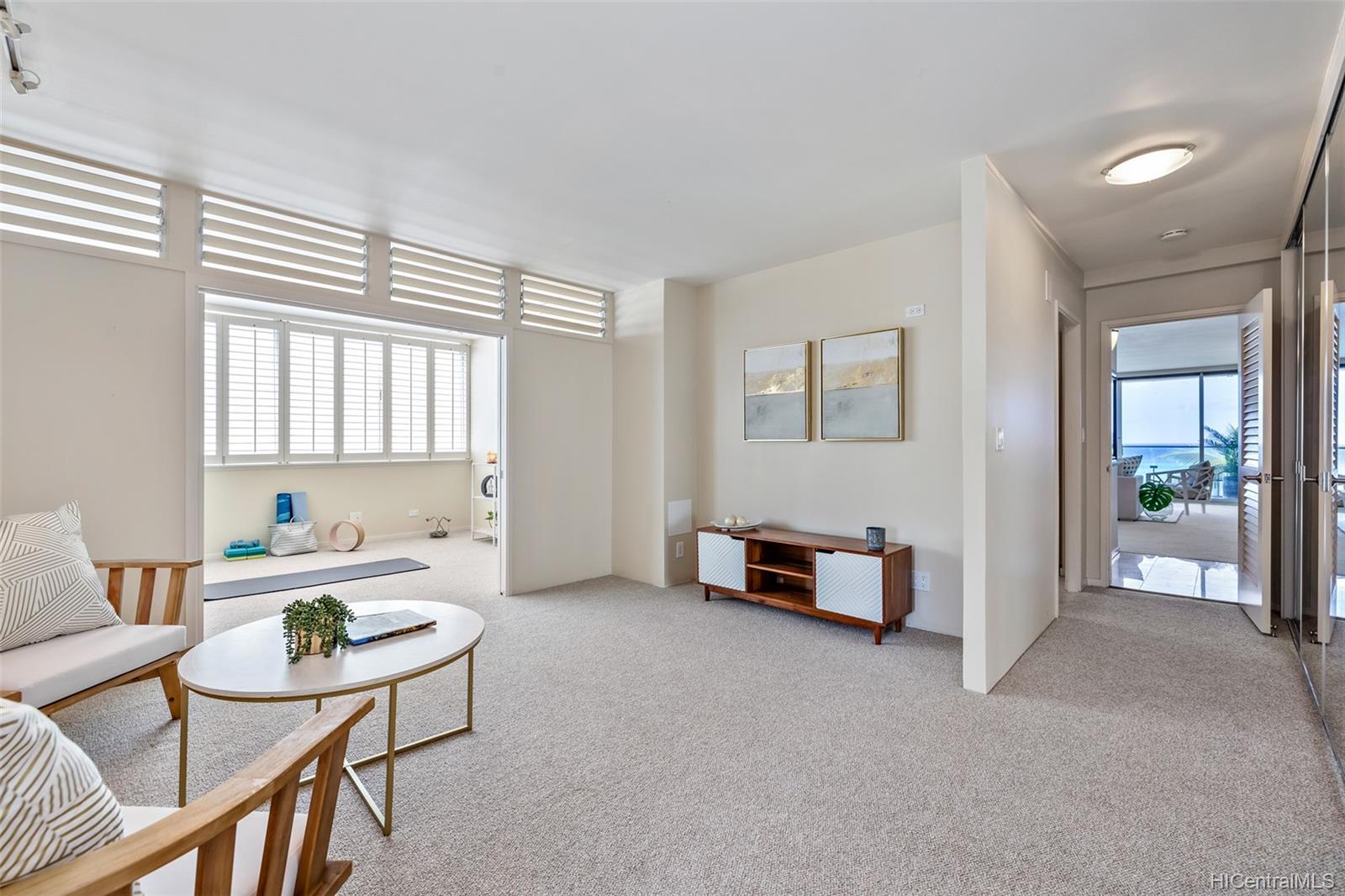 3003 Kalakaua Avenue  Unit 7B