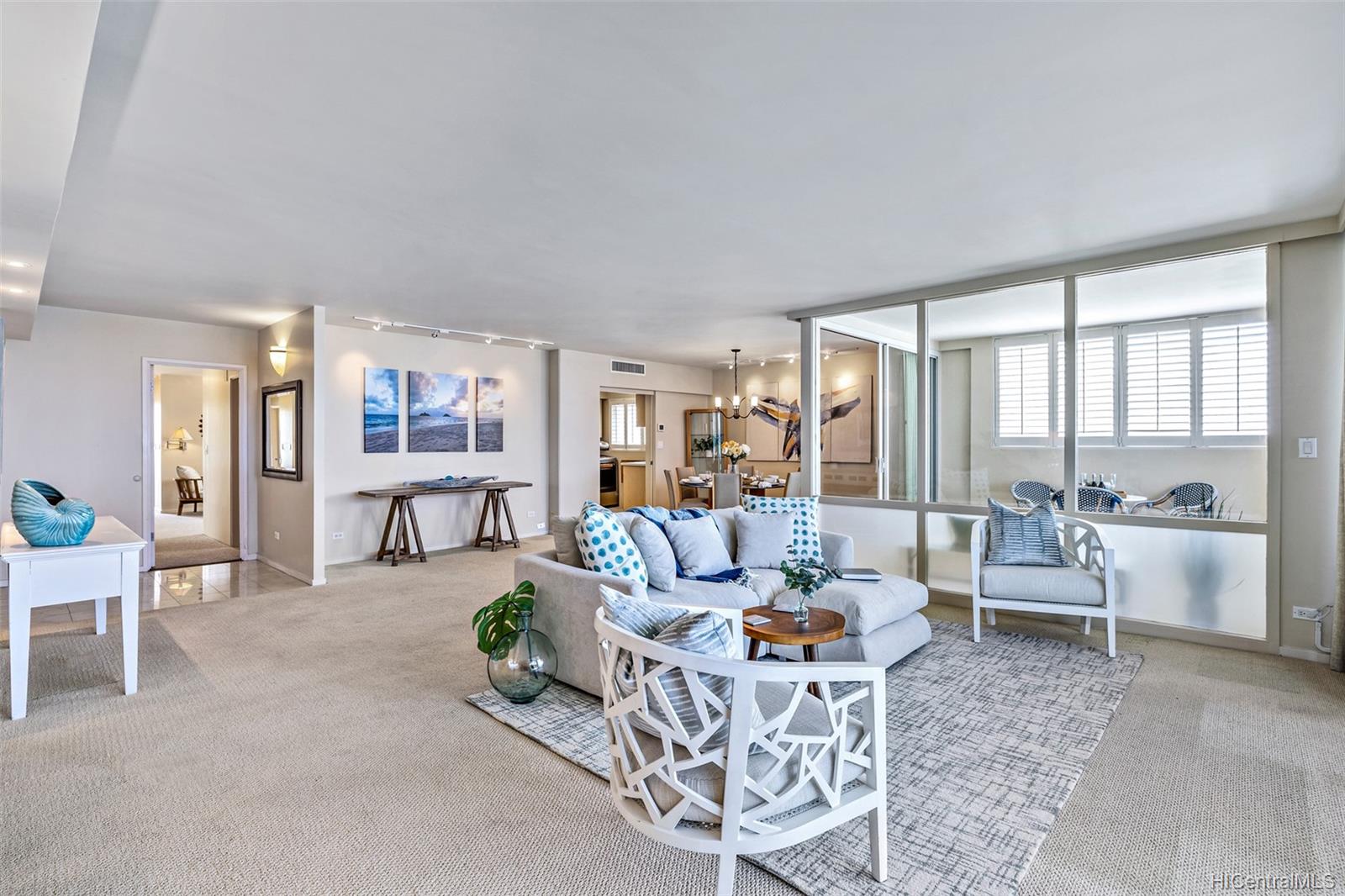 3003 Kalakaua Avenue  Unit 7B