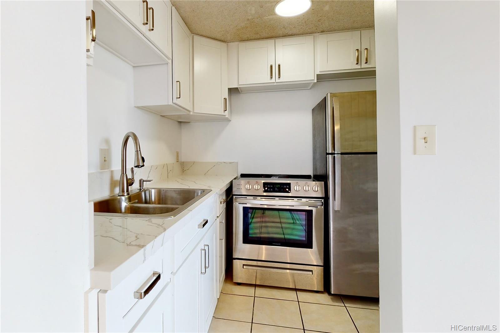 801 Ala Nioi Place  Unit 405