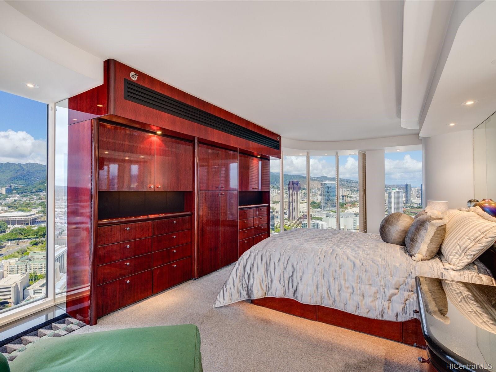 415 South Street  Unit PH4502