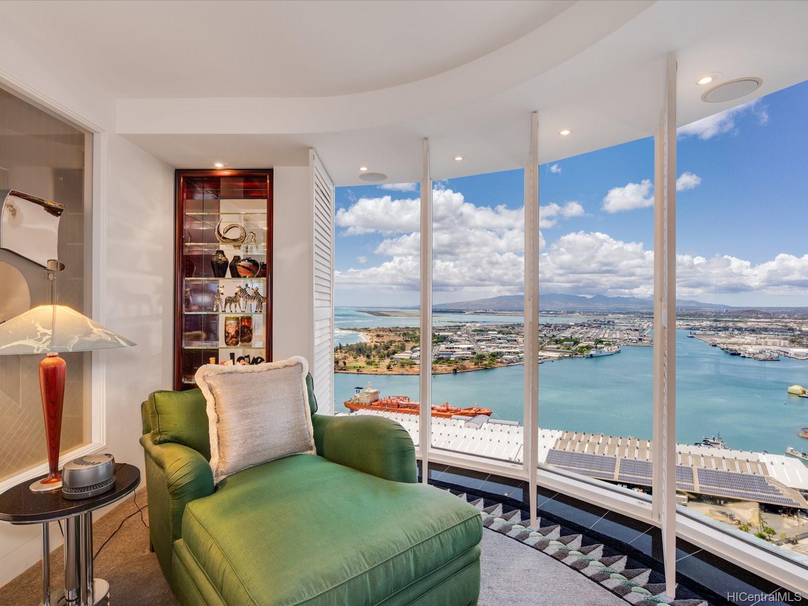 415 South Street  Unit PH4502