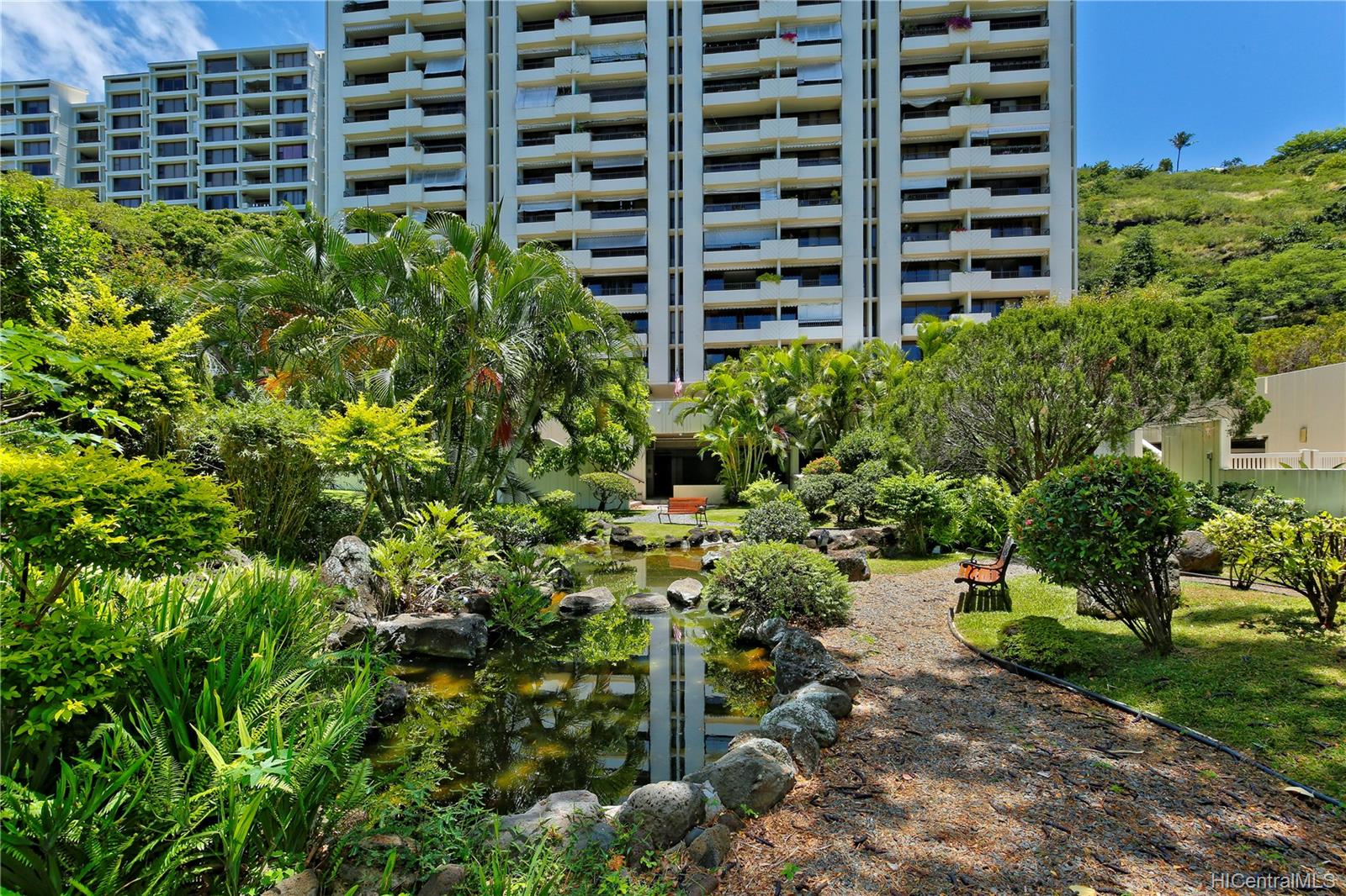 Naniwa Gardens 6750 Hawaii Kai Drive  Unit 1207