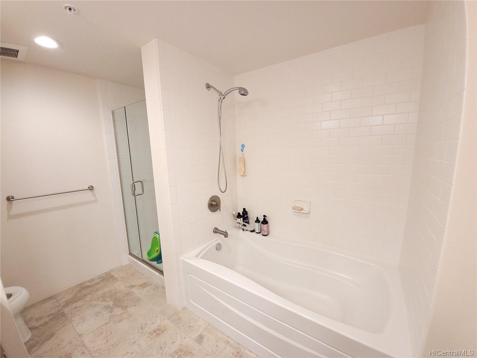 437 Kailua Road  Unit 6102