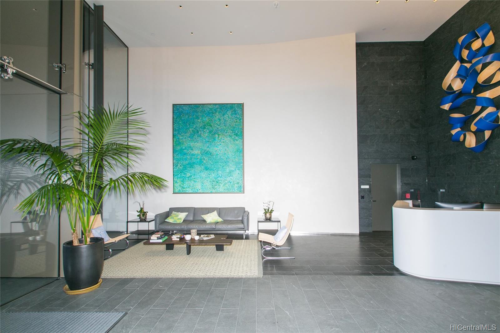 1001 Queen Street  Unit 3403