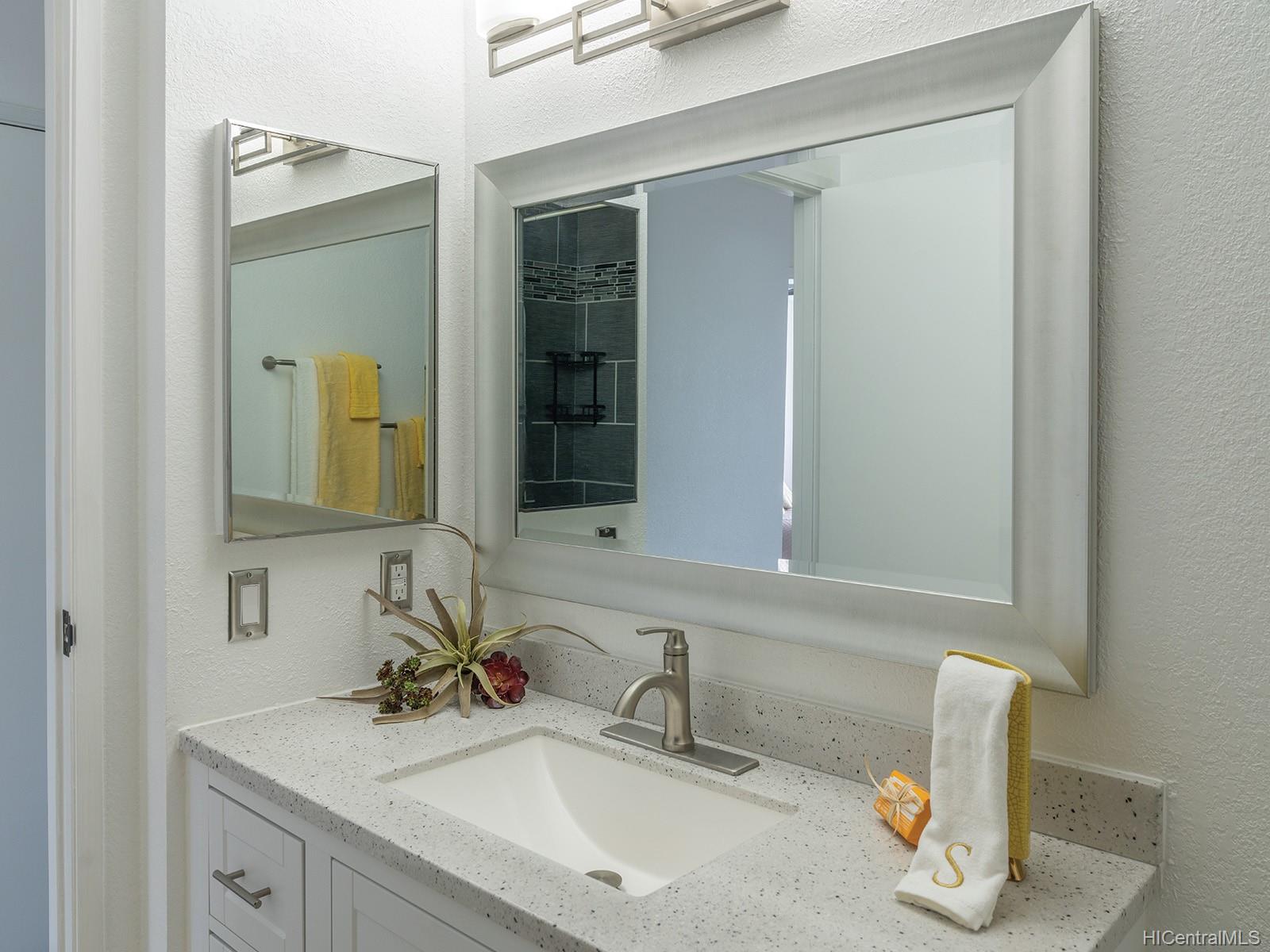 95-1140 Makaikai Street  Unit 18