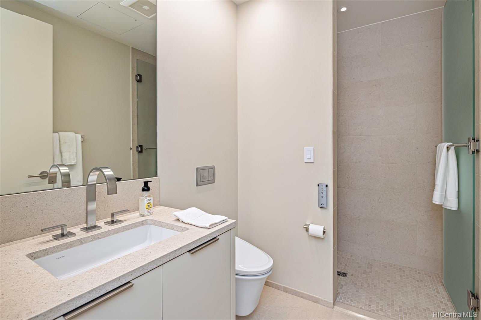 1388 Ala Moana Boulevard  Unit 6304