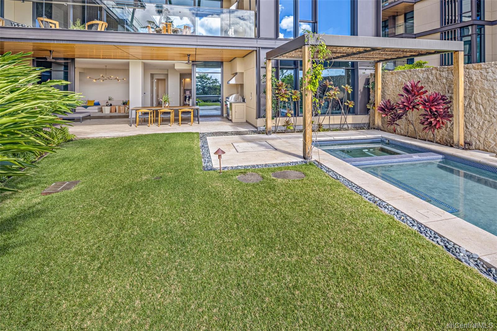 1388 Ala Moana Boulevard  Unit 6304