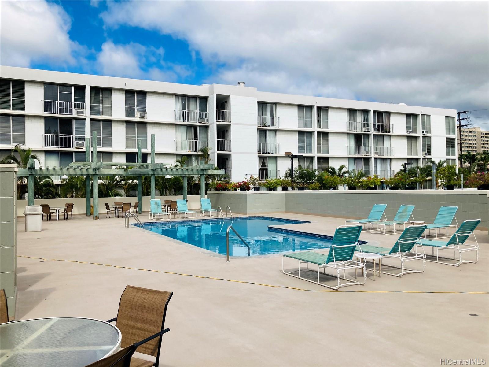 2845 Waialae Avenue  Unit 321