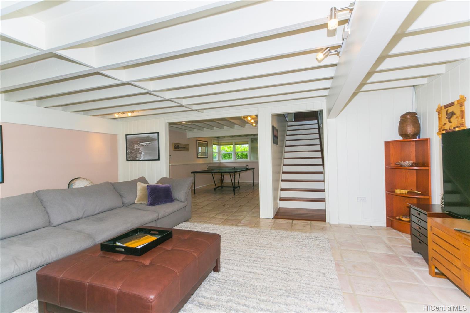 110 N Kalaheo Avenue  Unit B
