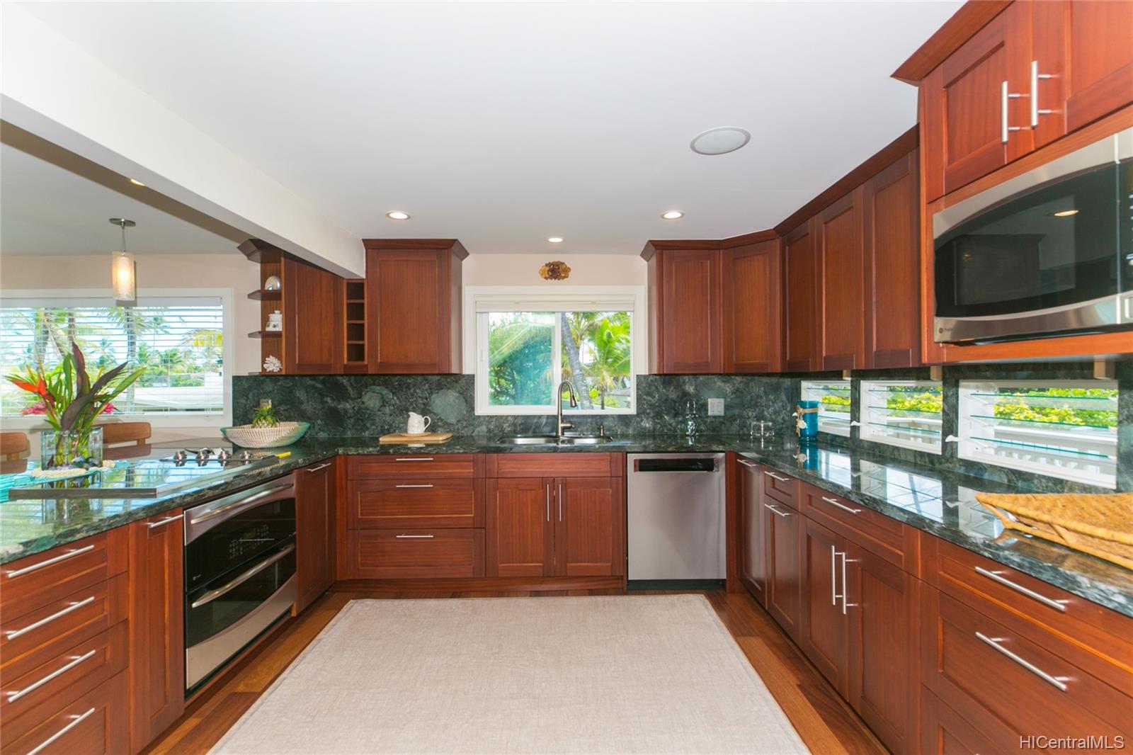 110 N Kalaheo Avenue  Unit B