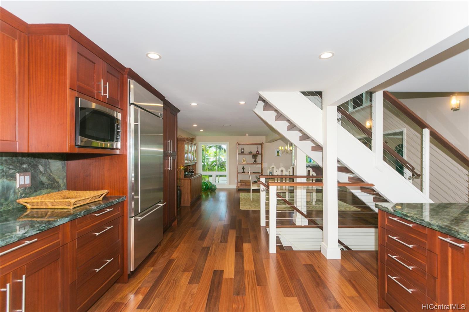 110 N Kalaheo Avenue  Unit B