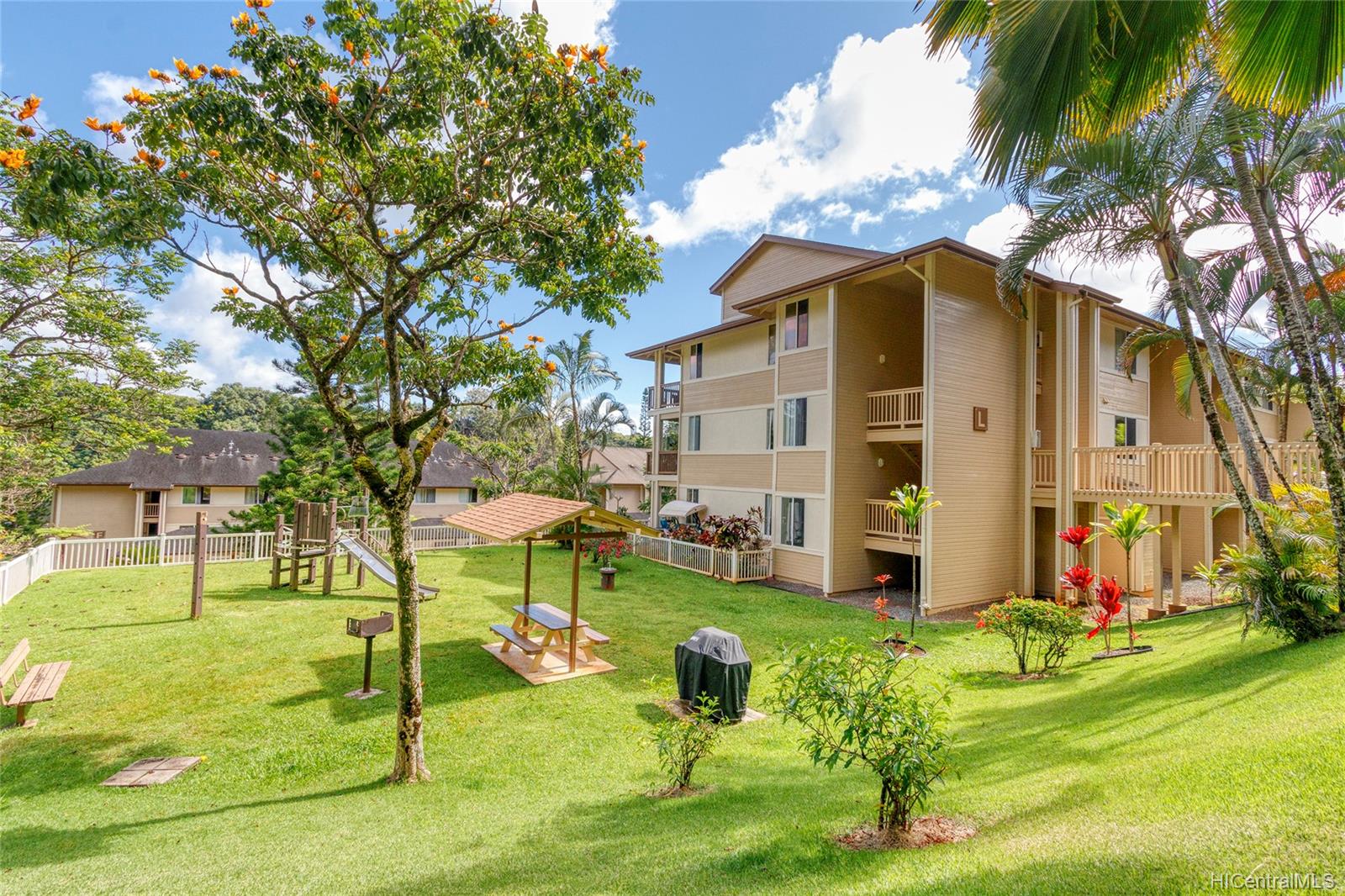 95-932 Wikao Street  Unit B304