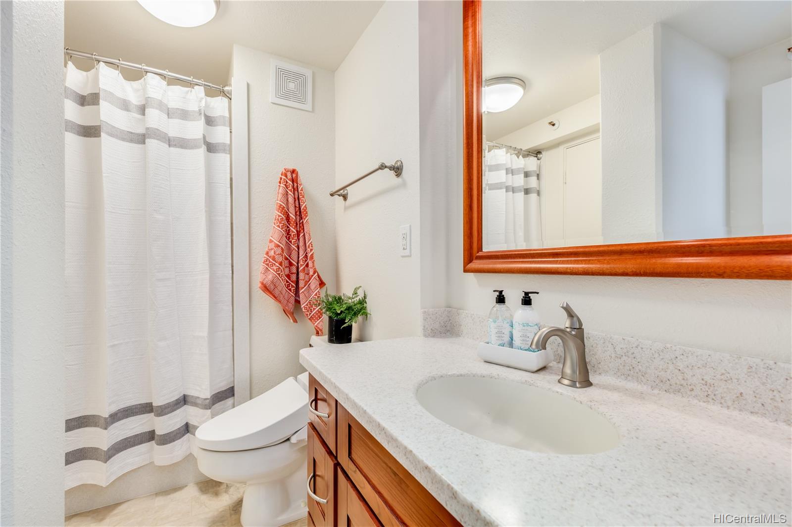 2724 Kahoaloha Lane  Unit 1507