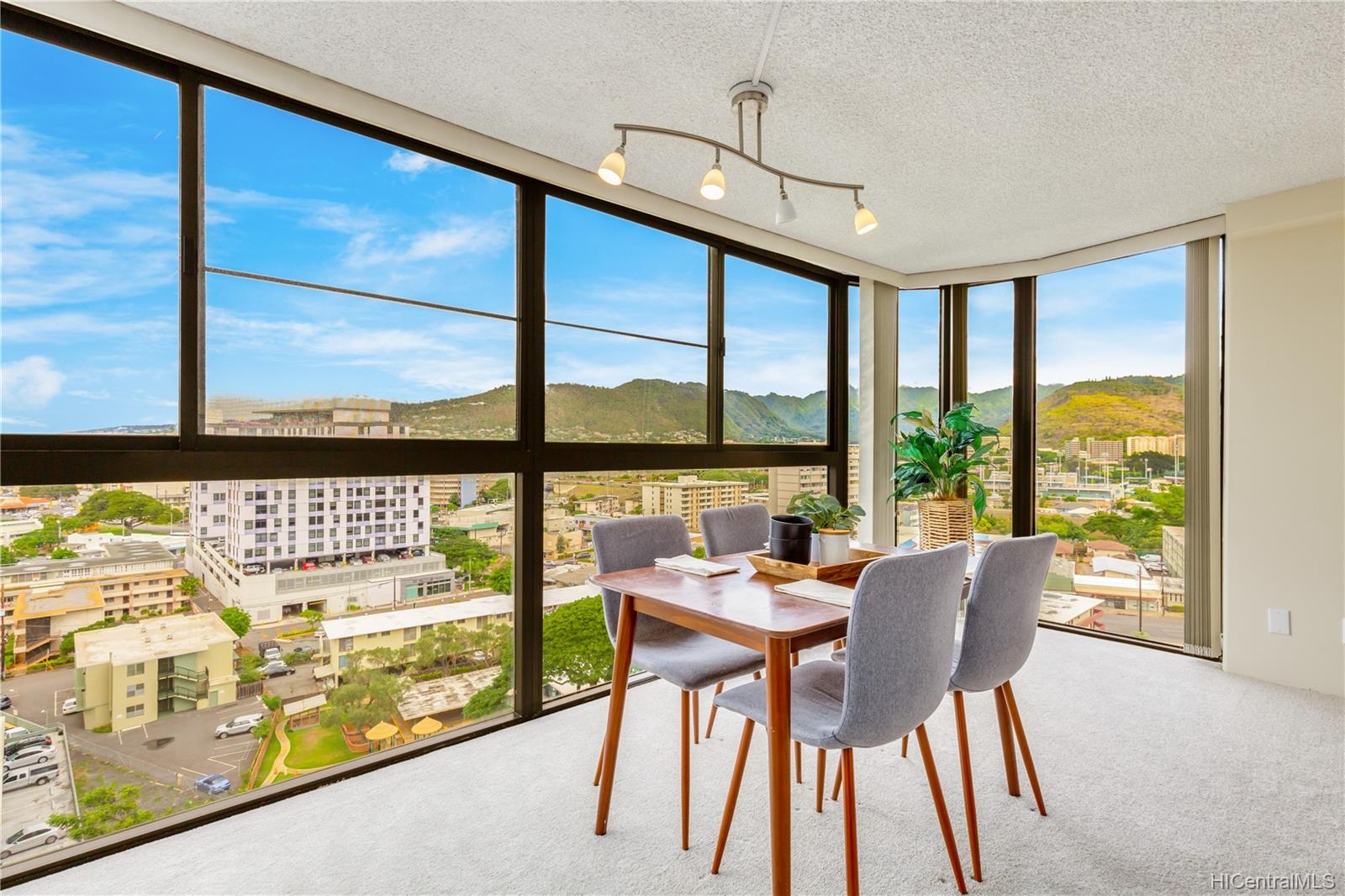 2724 Kahoaloha Lane  Unit 1507