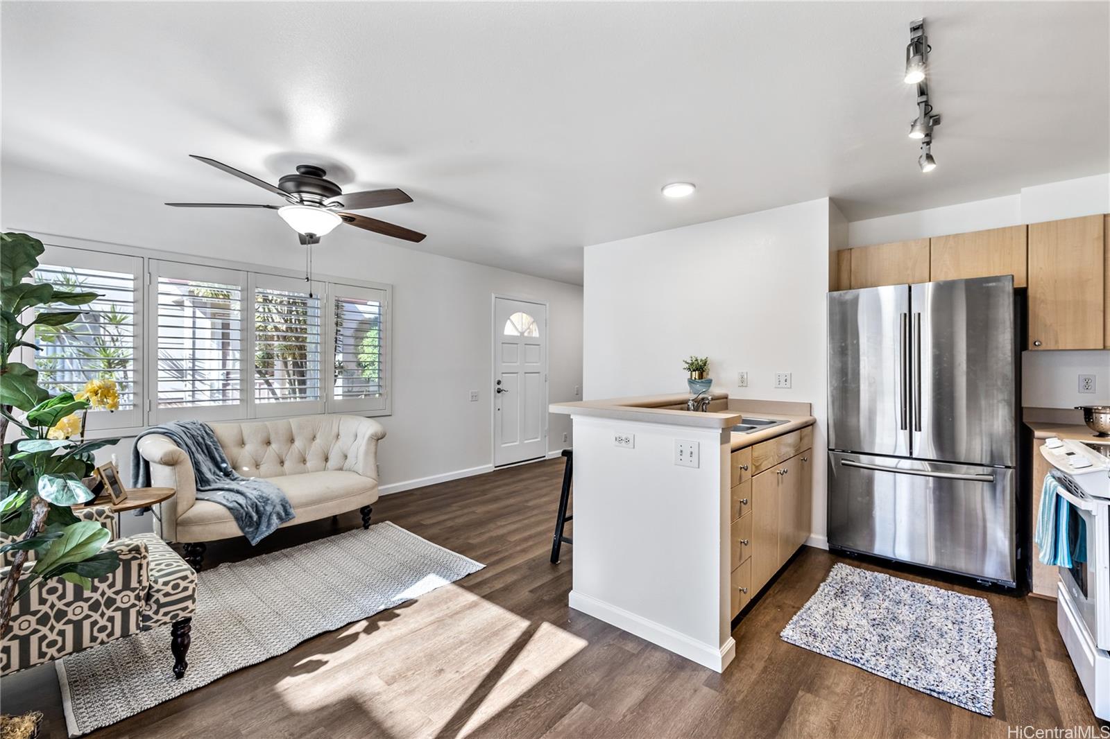 91-1042 Manaolana Street  Unit 16B