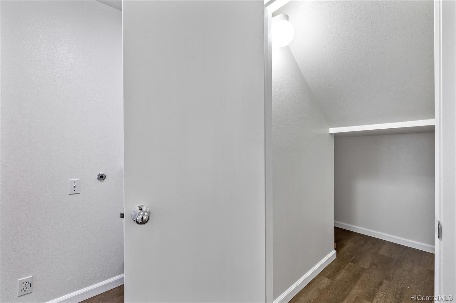 91-1042 Manaolana Street  Unit 16B