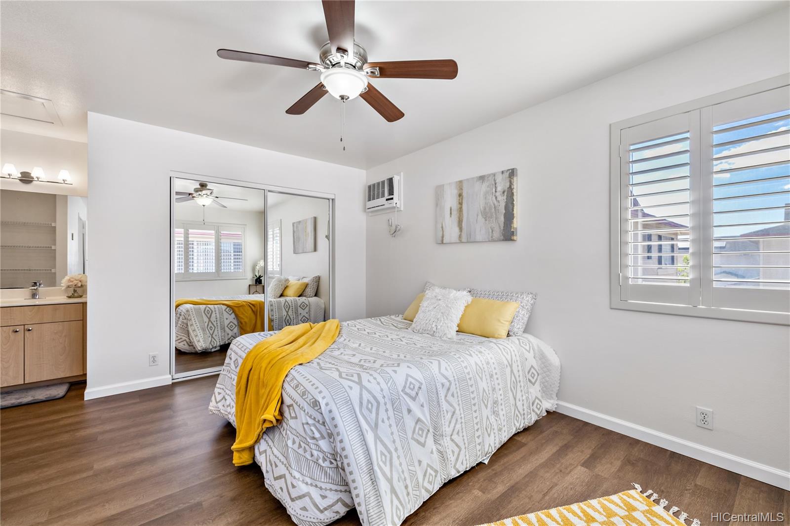 91-1042 Manaolana Street  Unit 16B