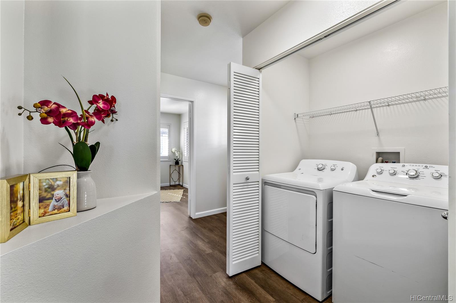 91-1042 Manaolana Street  Unit 16B