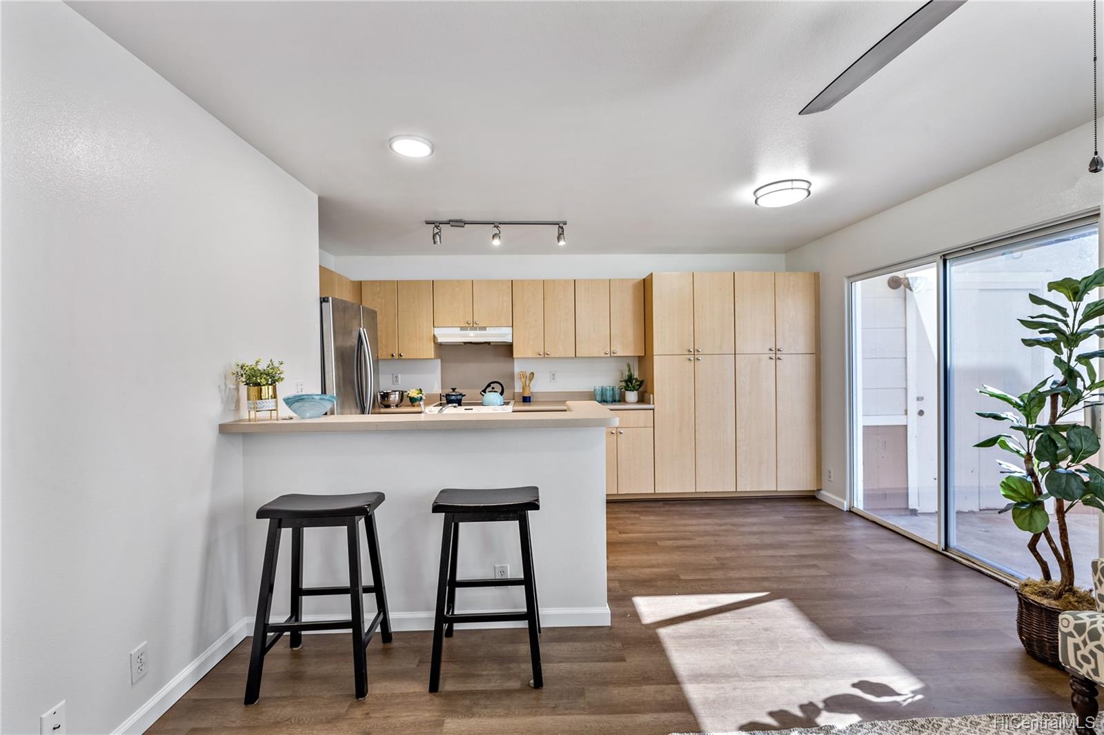 91-1042 Manaolana Street  Unit 16B