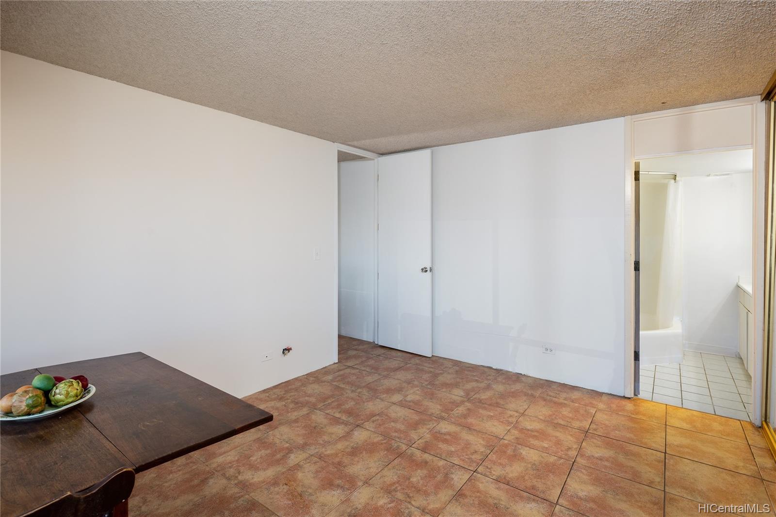 1750 Kalakaua Avenue  Unit 2202