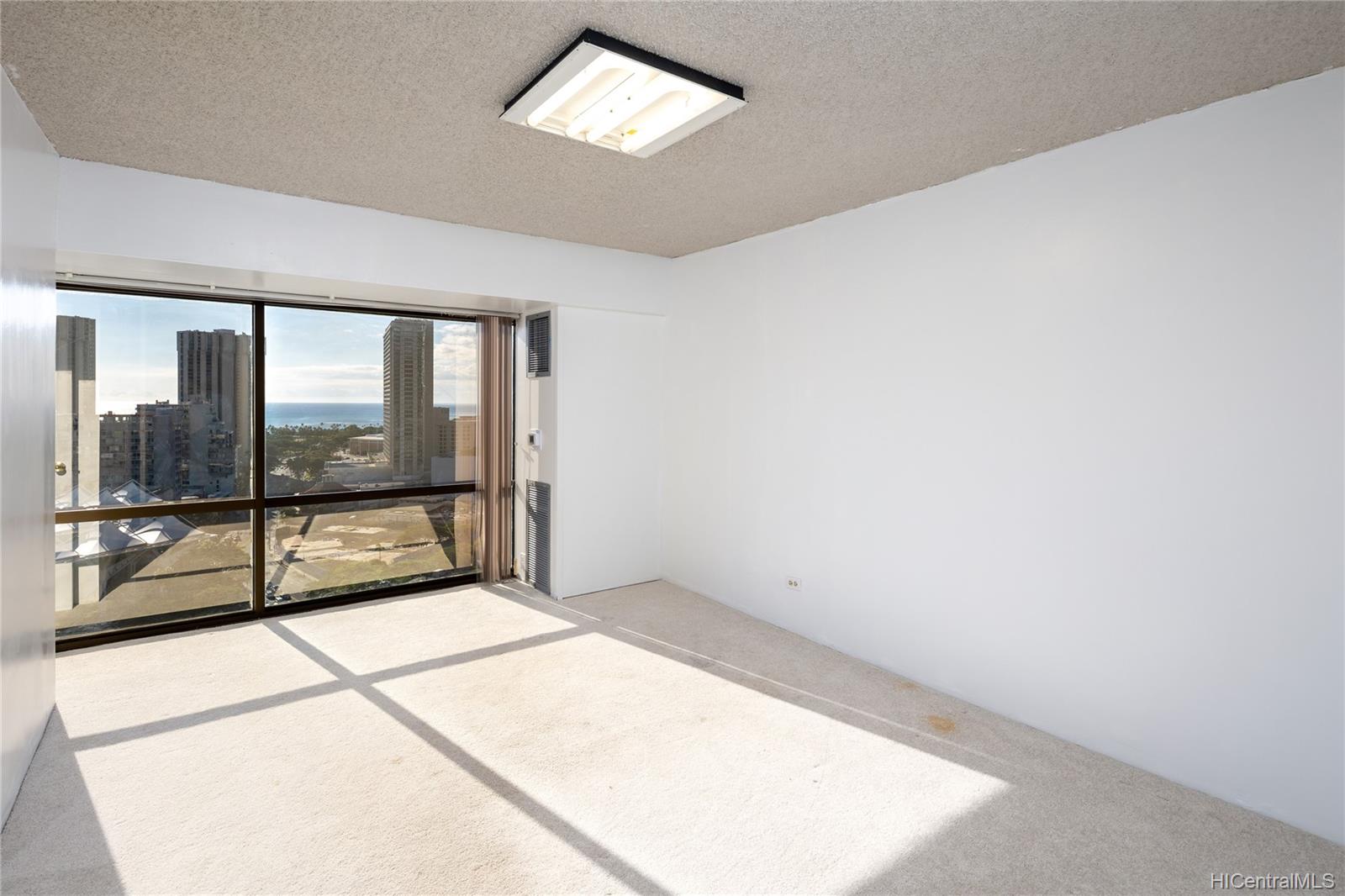 1750 Kalakaua Avenue  Unit 2202