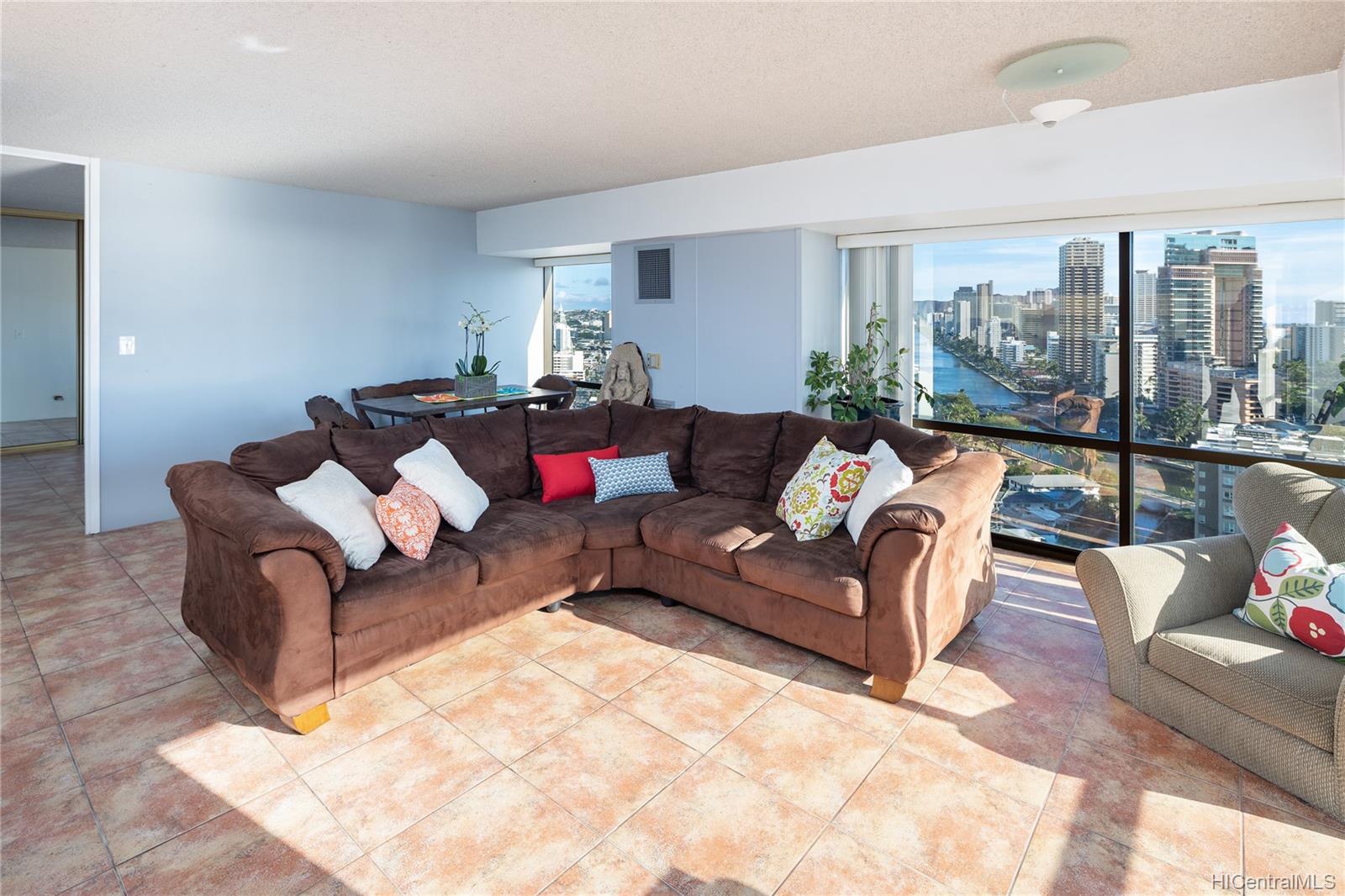 1750 Kalakaua Avenue  Unit 2202