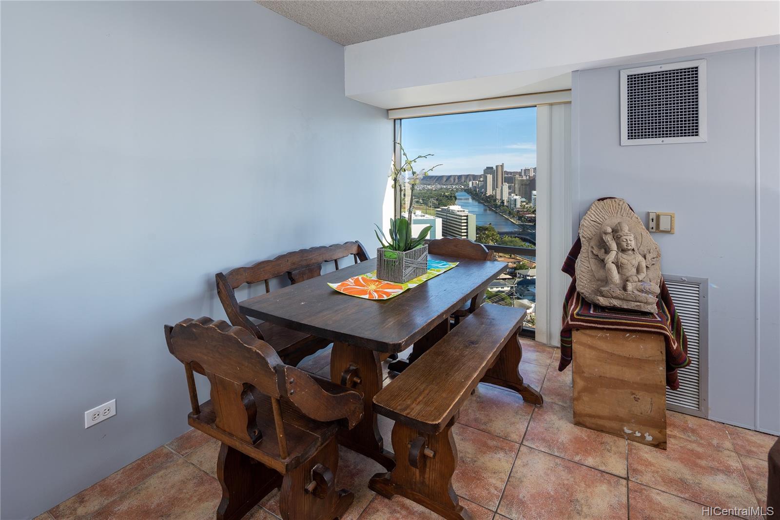 1750 Kalakaua Avenue  Unit 2202