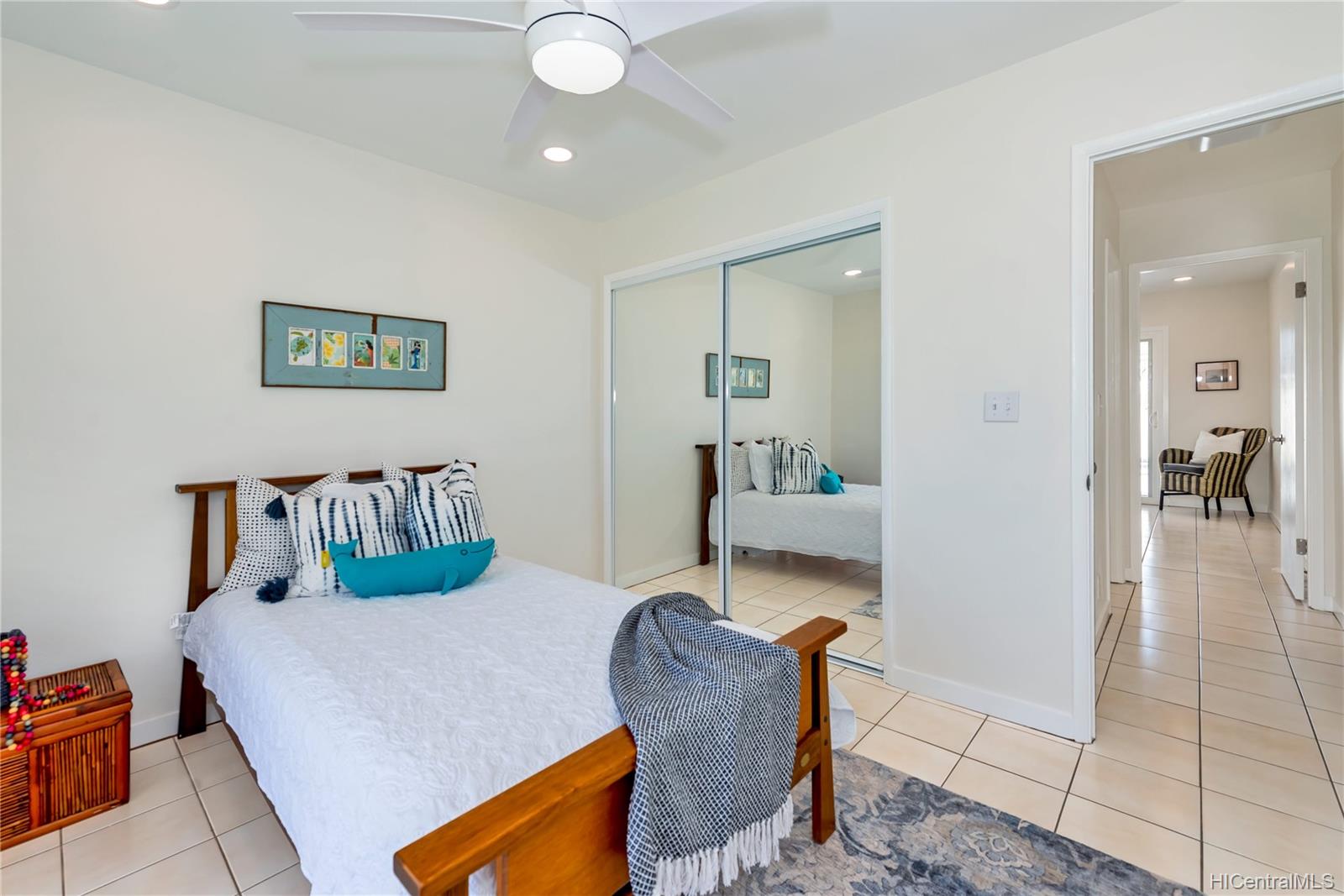 633 Keolu Drive