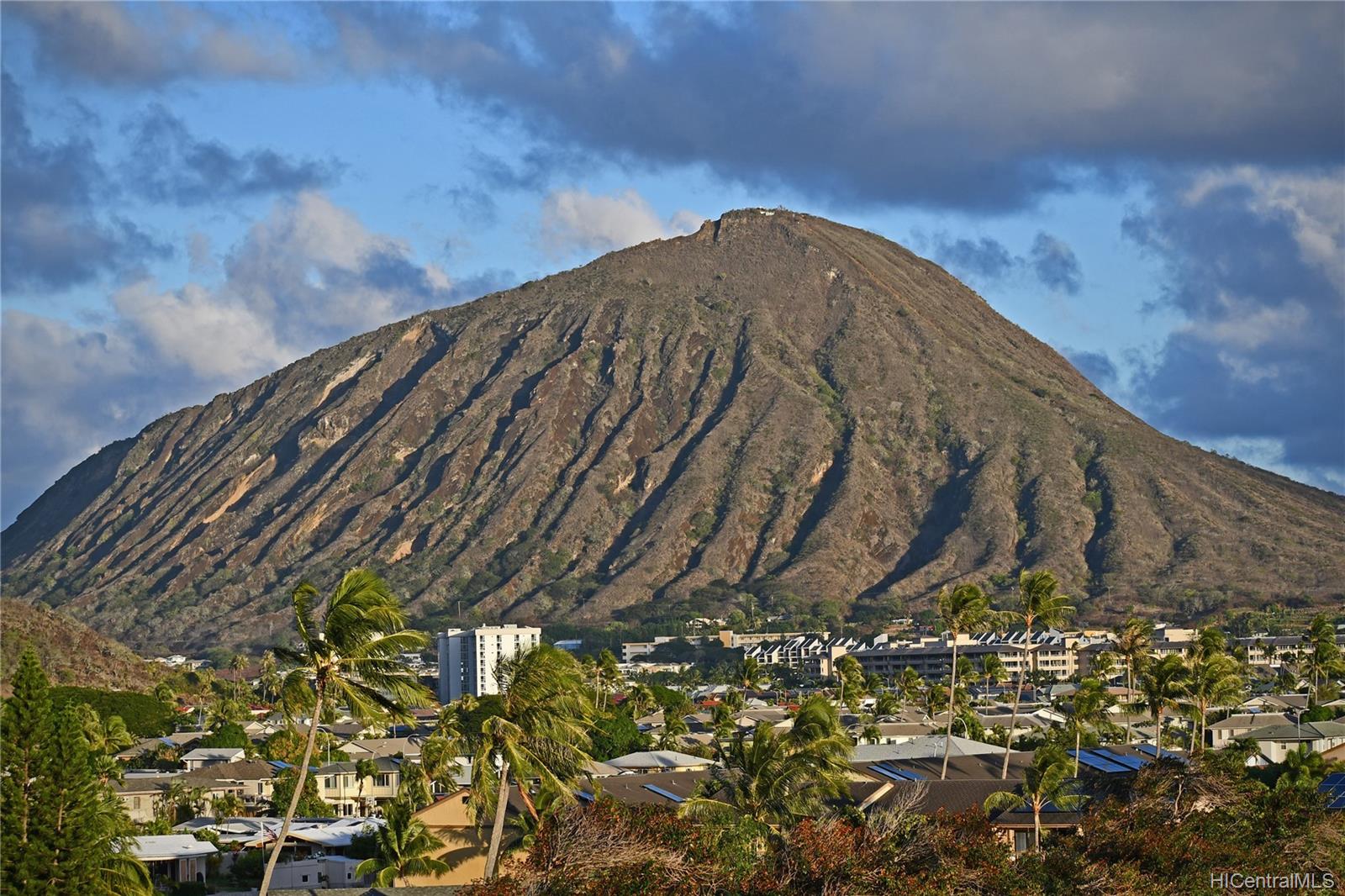 250 Kawaihae Street  Unit 1D