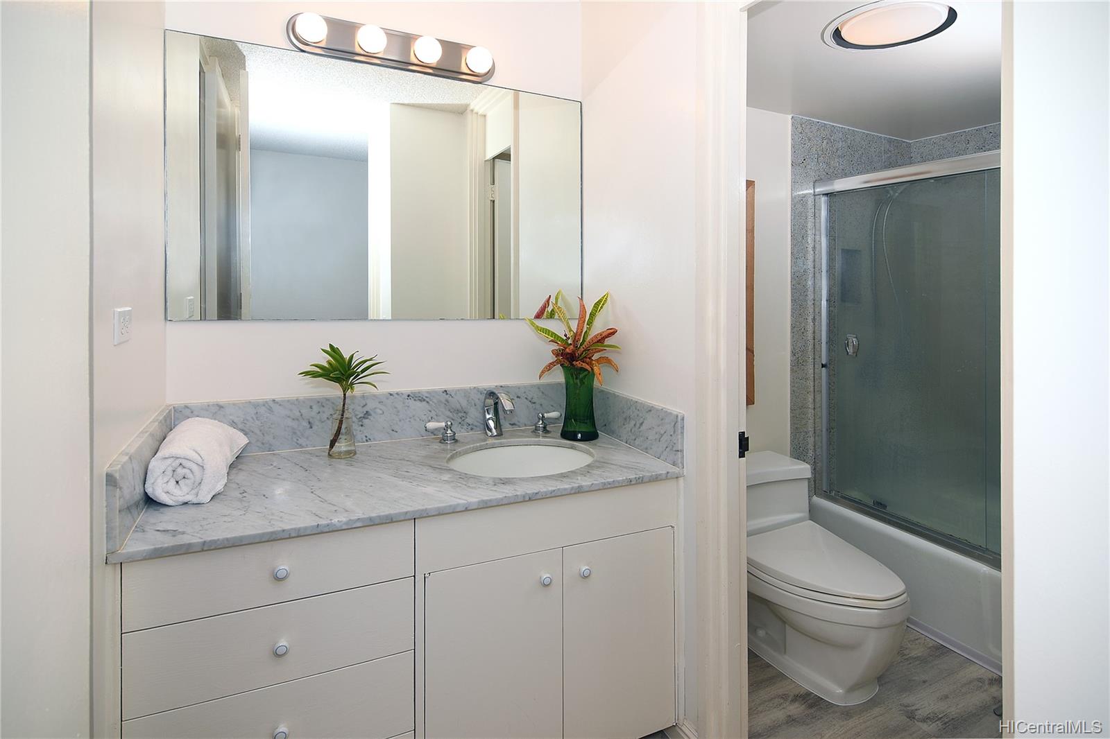 250 Kawaihae Street  Unit 1D