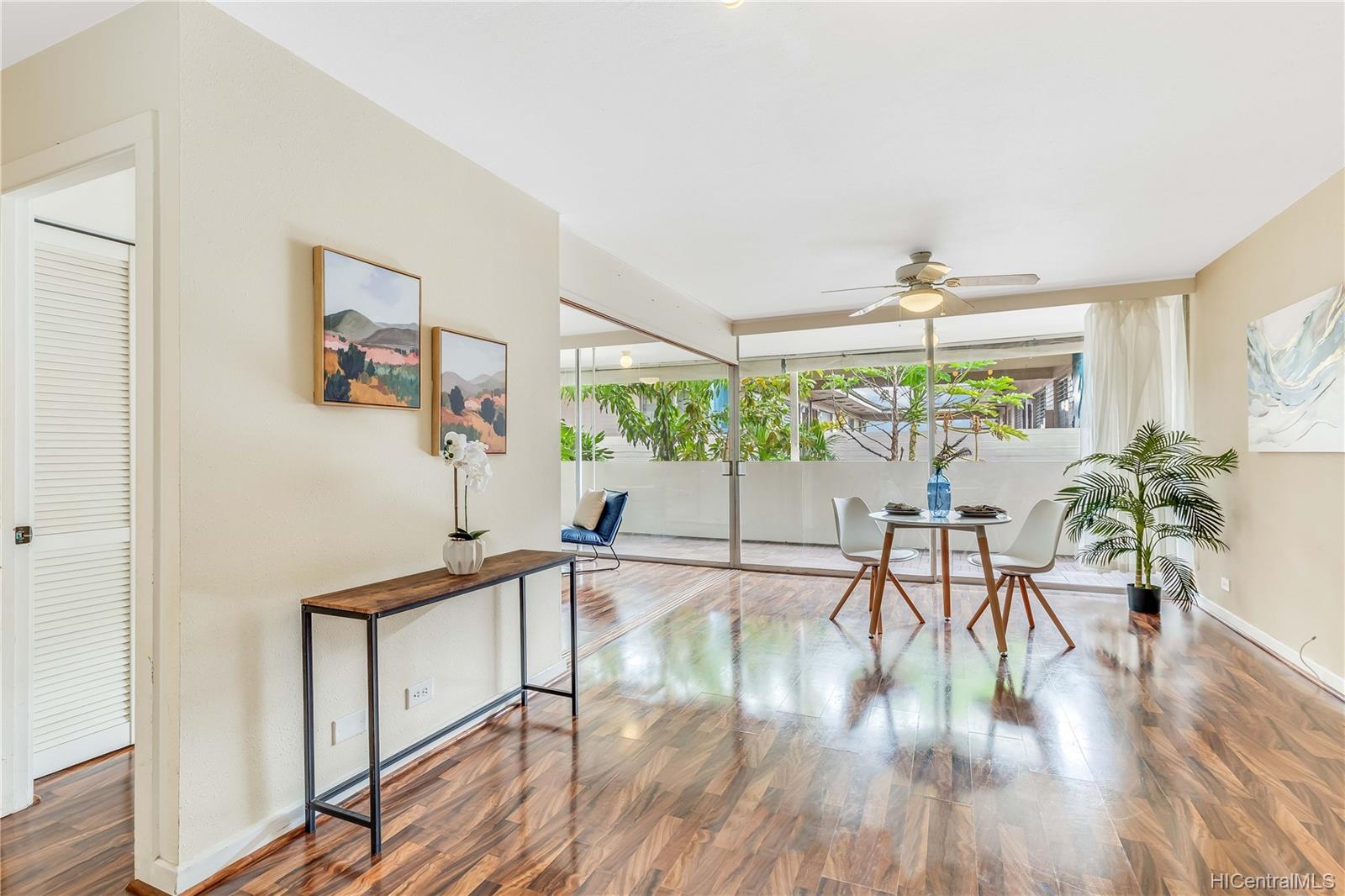 Emerson Court 1423 Emerson Street Unit 204 Honolulu HI 96813 sold on 03