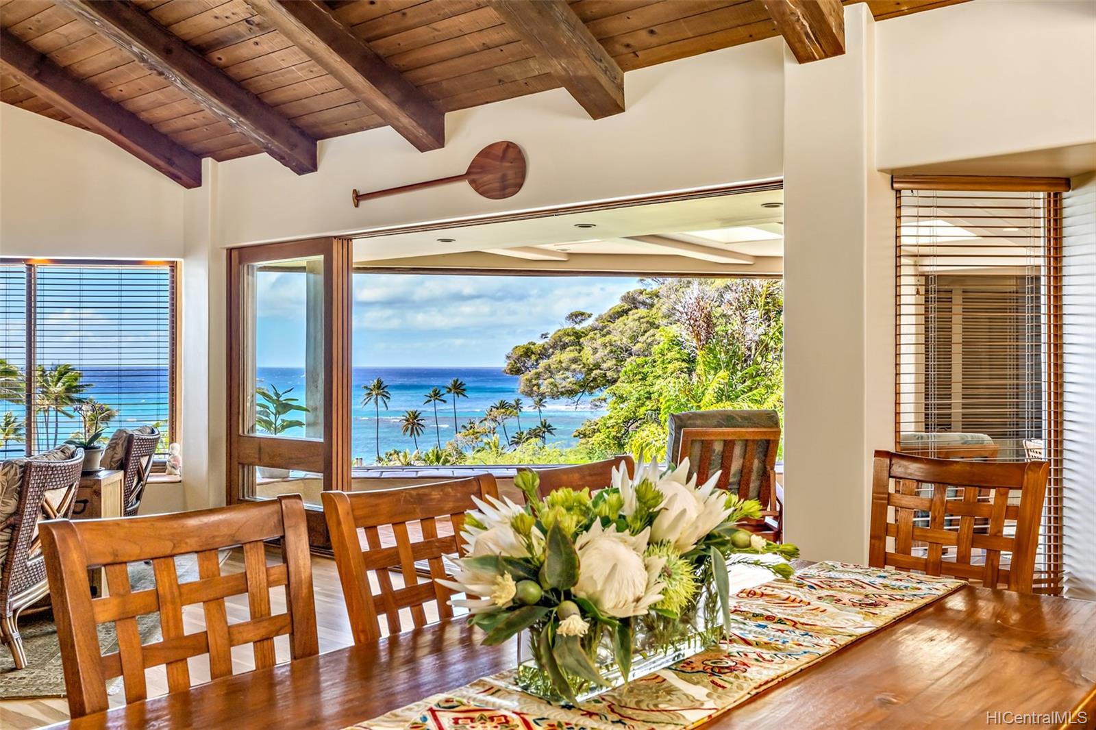 3210 Diamond Head Road  Unit 4