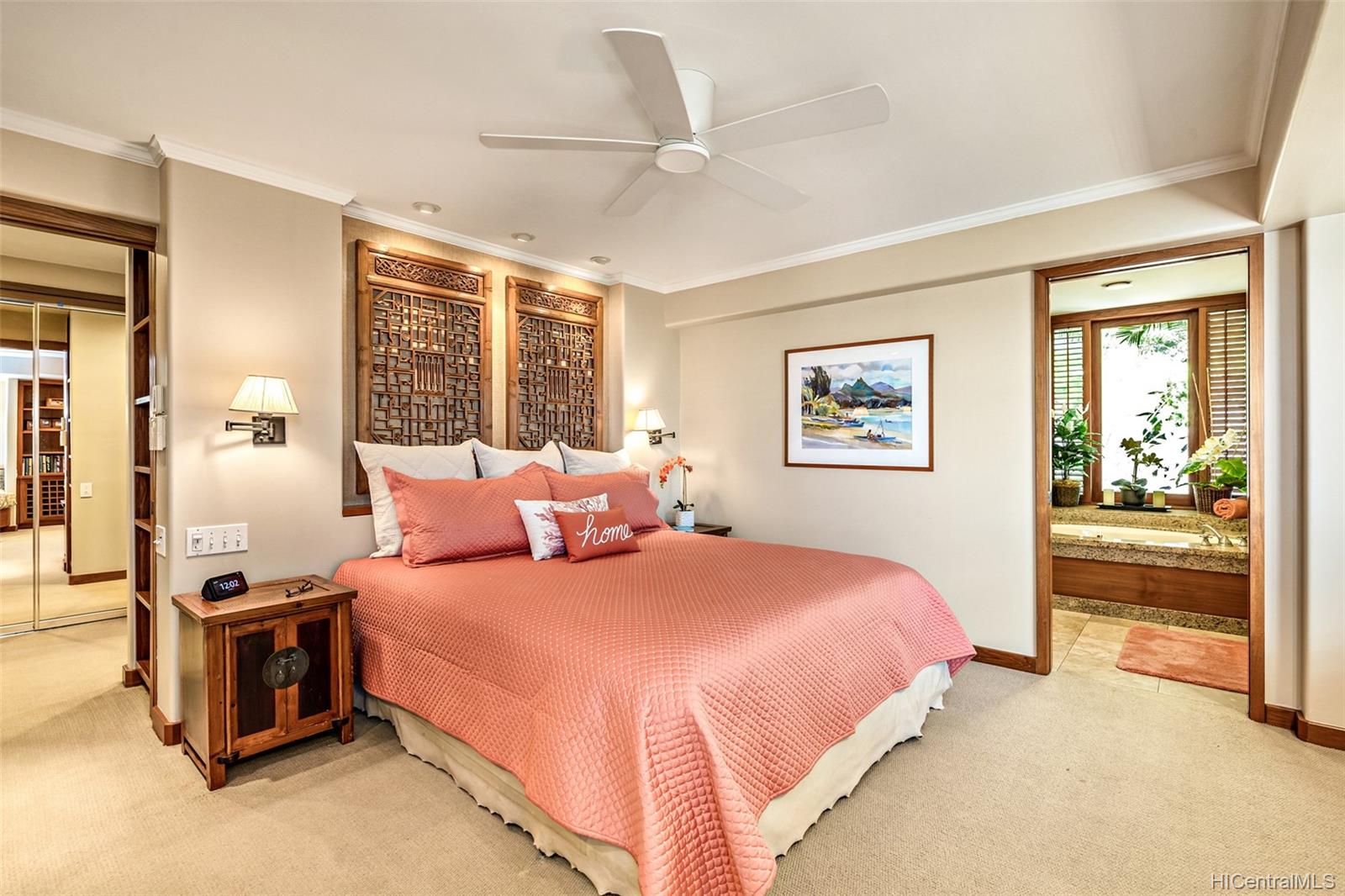 3210 Diamond Head Road  Unit 4