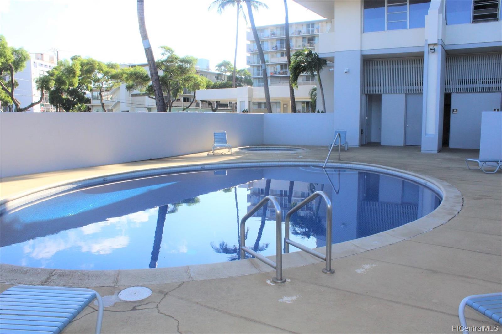 2825 S King Street  Unit 201