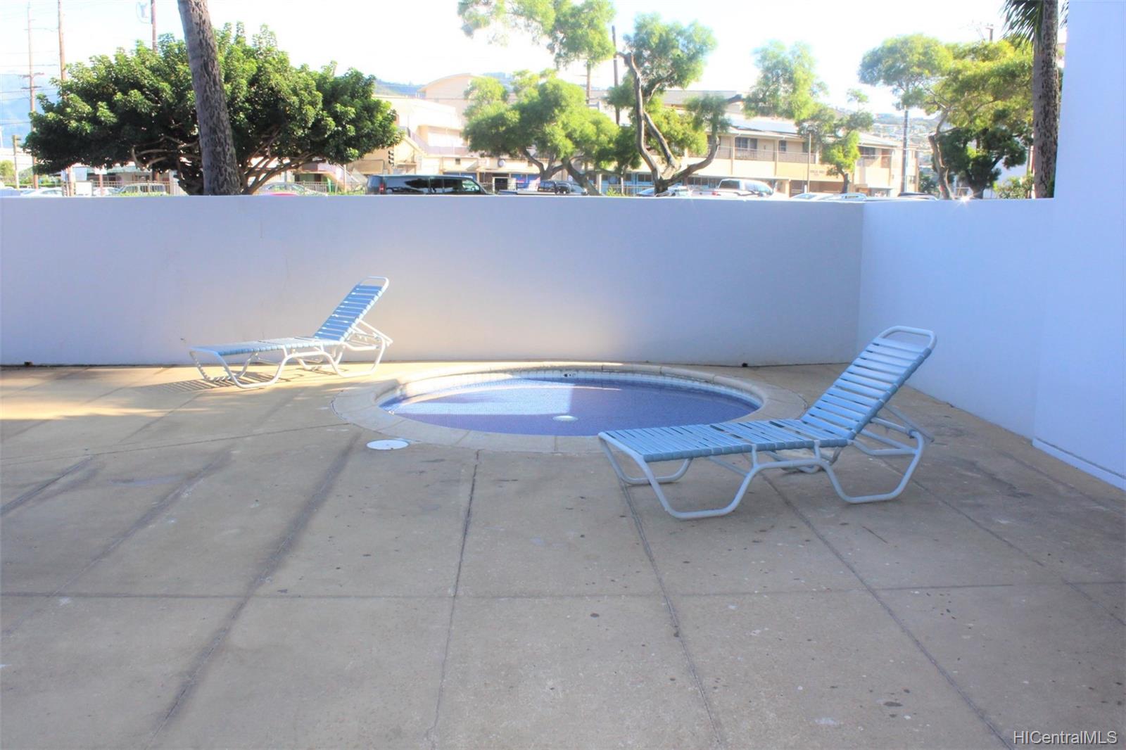 2825 S King Street  Unit 201