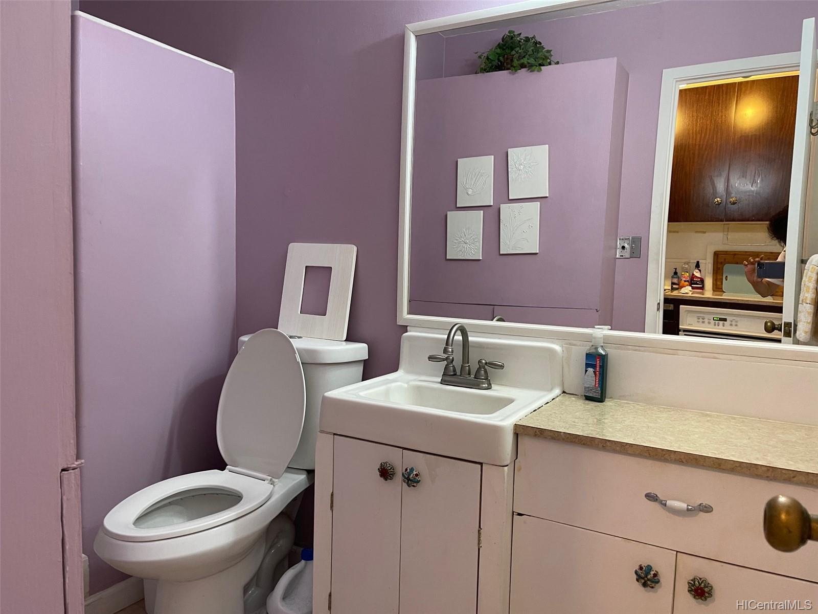 425 Ena Road  Unit 608B