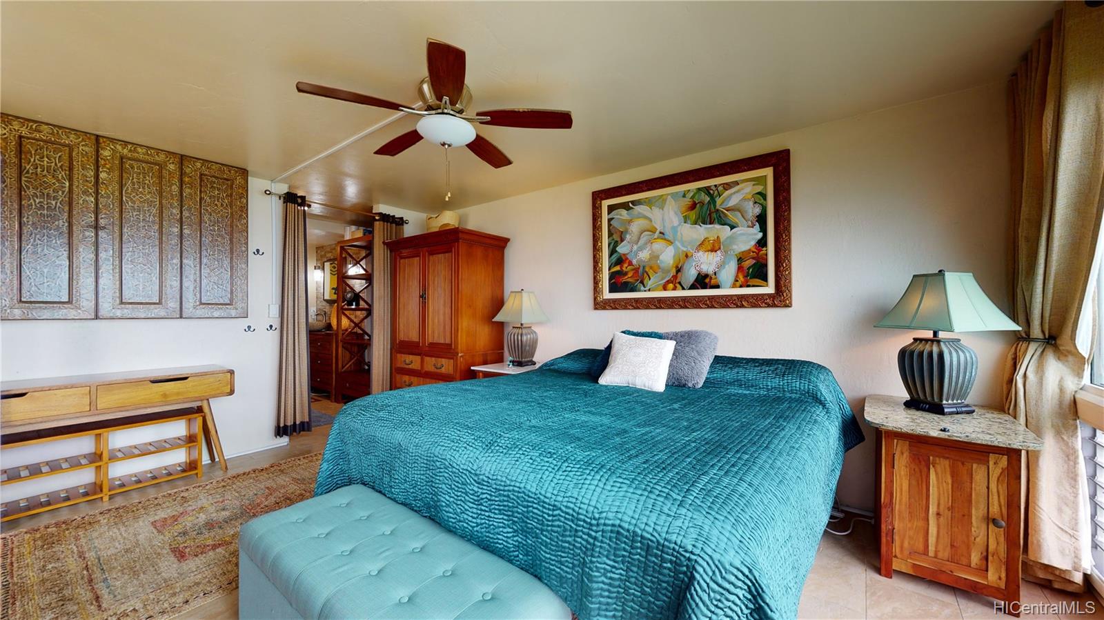 87-561 Farrington Highway  Unit 102