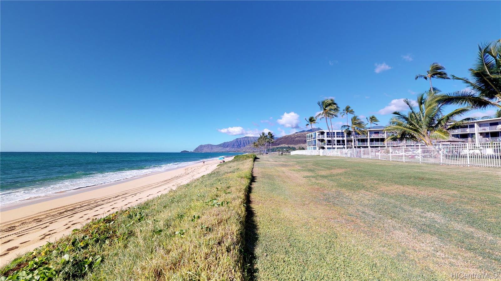 87-561 Farrington Highway  Unit 102